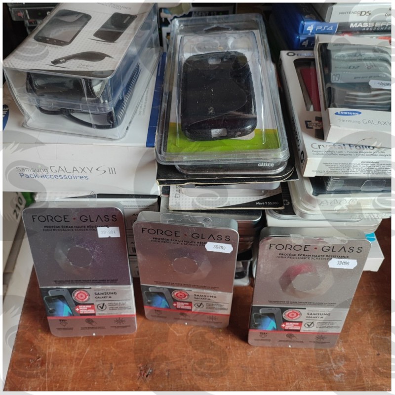 Lot de 43 accessoires et packs SAMSUNG NEUF